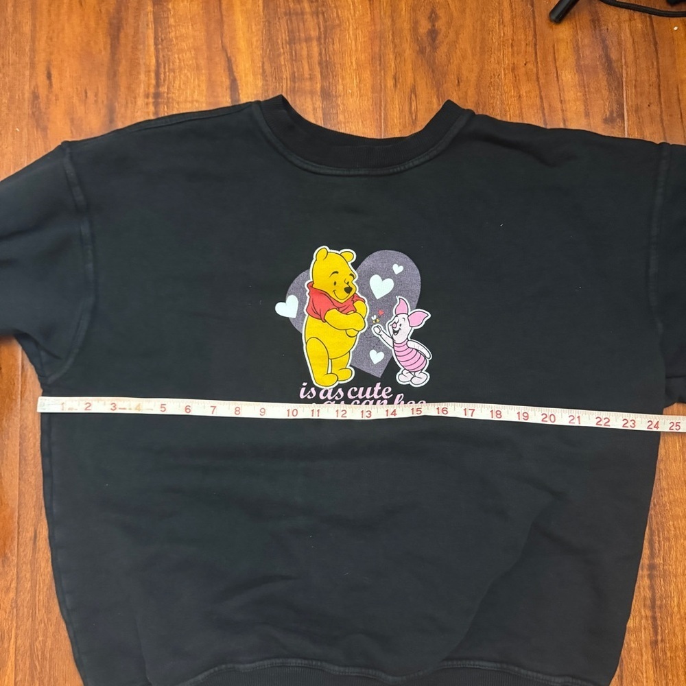 Winnie The Pooh Vintage Sweatshirt Size Large - Picture 5 of 7